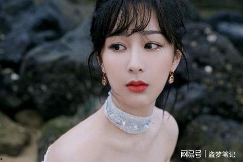 杨紫七夕最新爆料消息,甜蜜瞬间曝光，粉丝心动不已  第2张